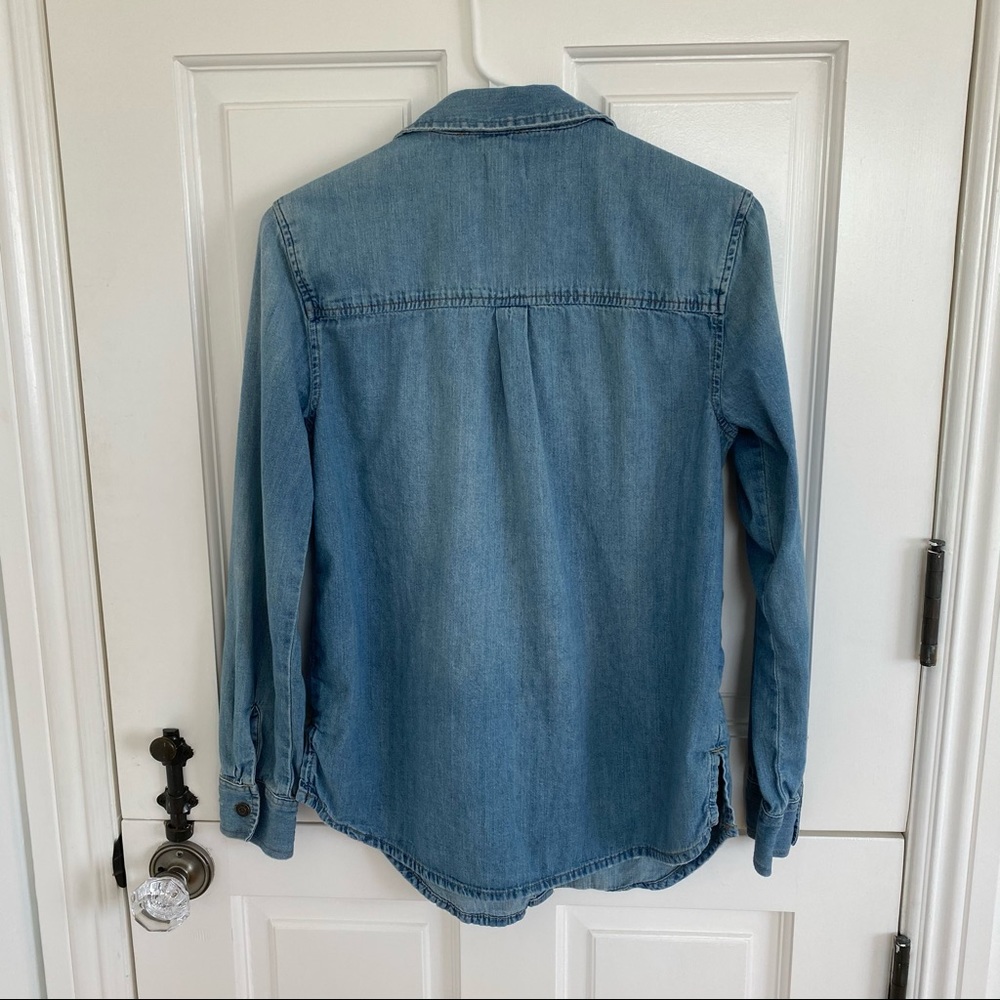 Gap 1969 Denim Button-Down Top - Picture 5 of 7